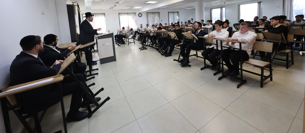 Chief Rabbi Dovid Lau at Nishmat HaTorah